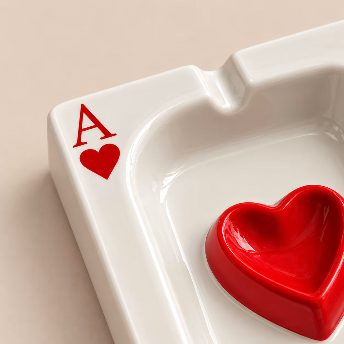 Ace of Hearts ceramic ashtray, second alternate view