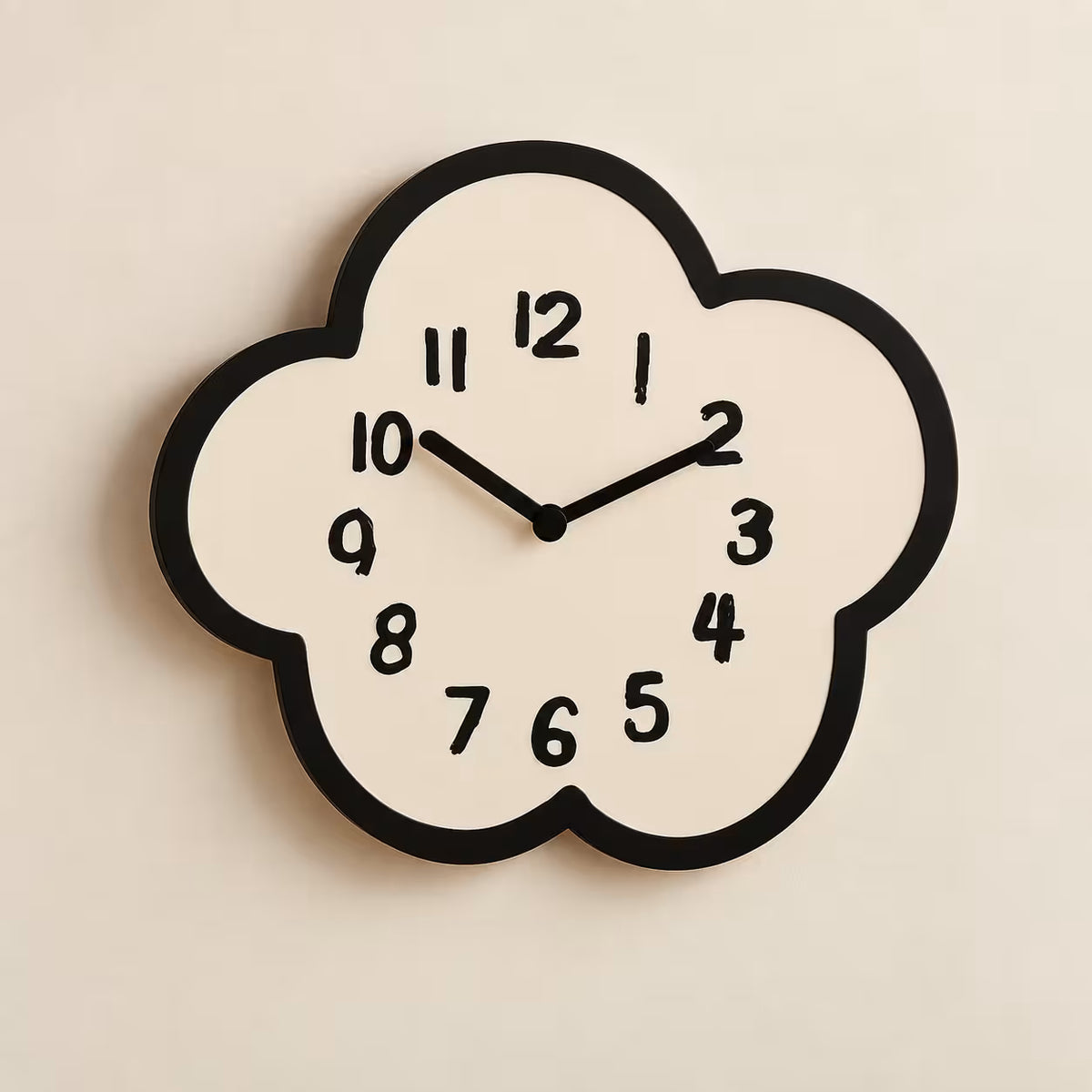 Large cloud shaped wall clock, 30 x 37cm