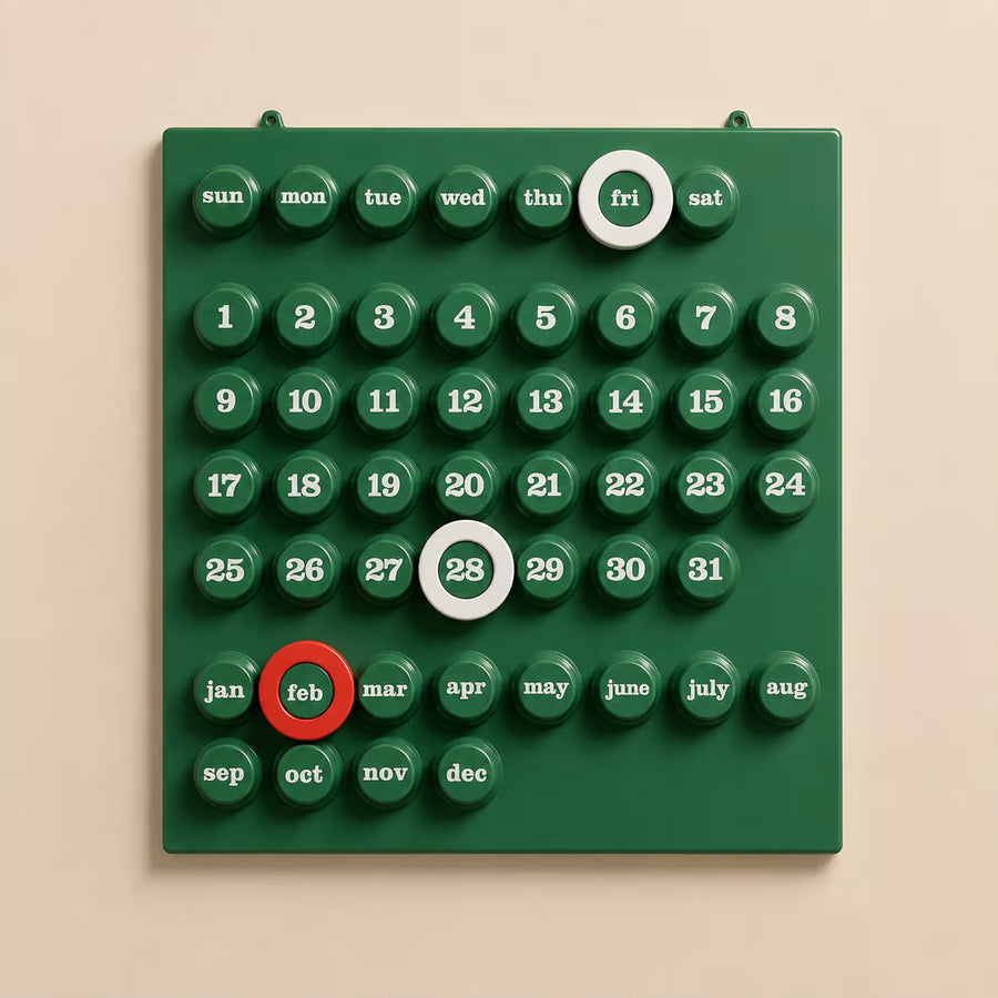 Retro analogue flip calendar – front view