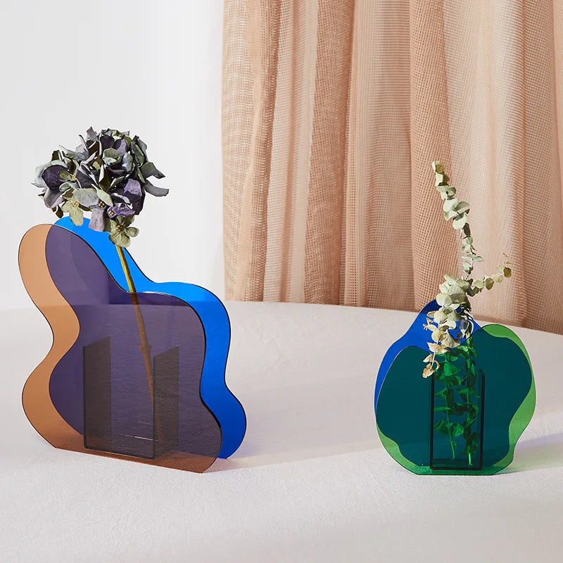 Waveform Acrylic Vase collection product view