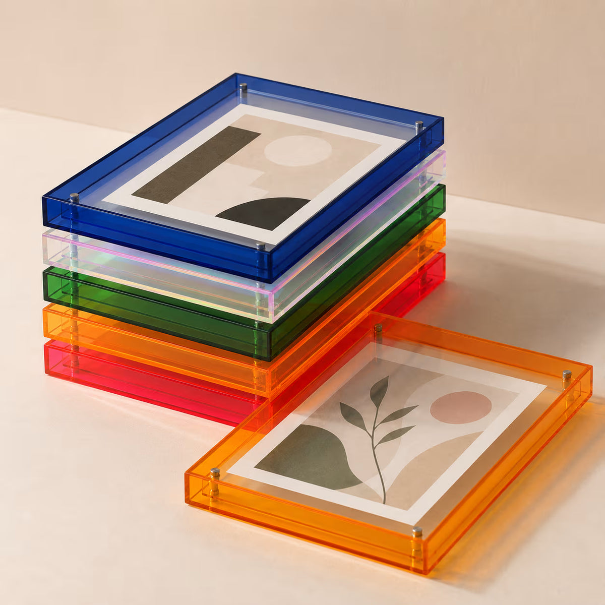 Transparent acrylic picture frame – product view 3