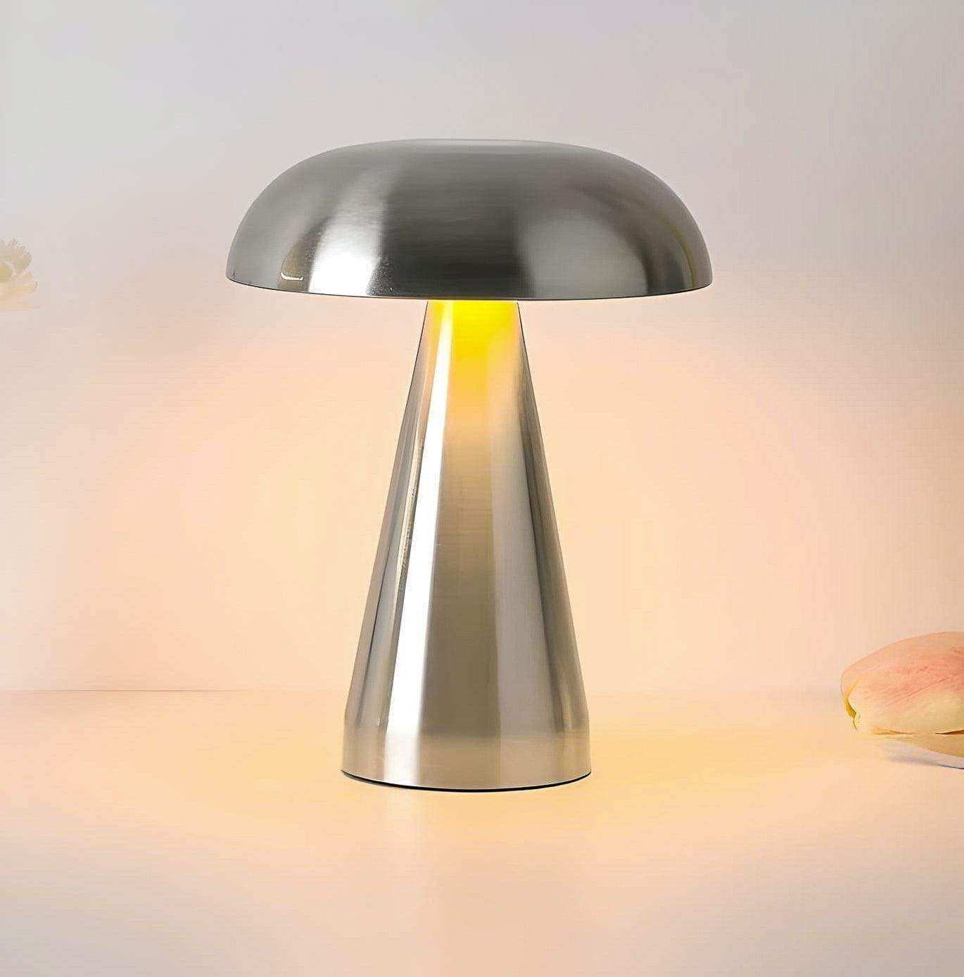 Touch-controlled cordless mushroom lamp with three light colours