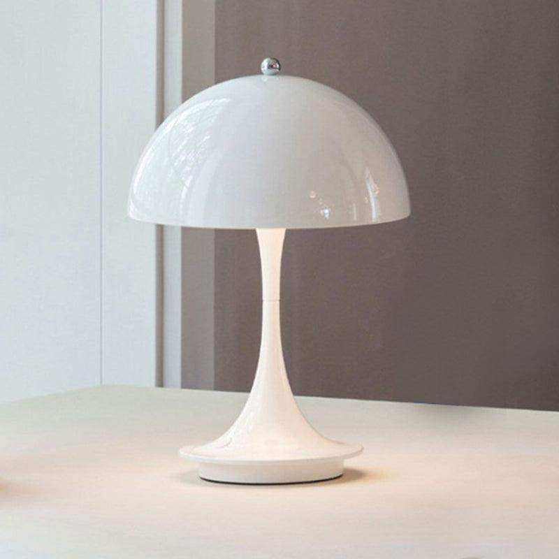 Luna lamp warm yellow light setting