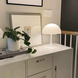Luna lamp warm white light setting