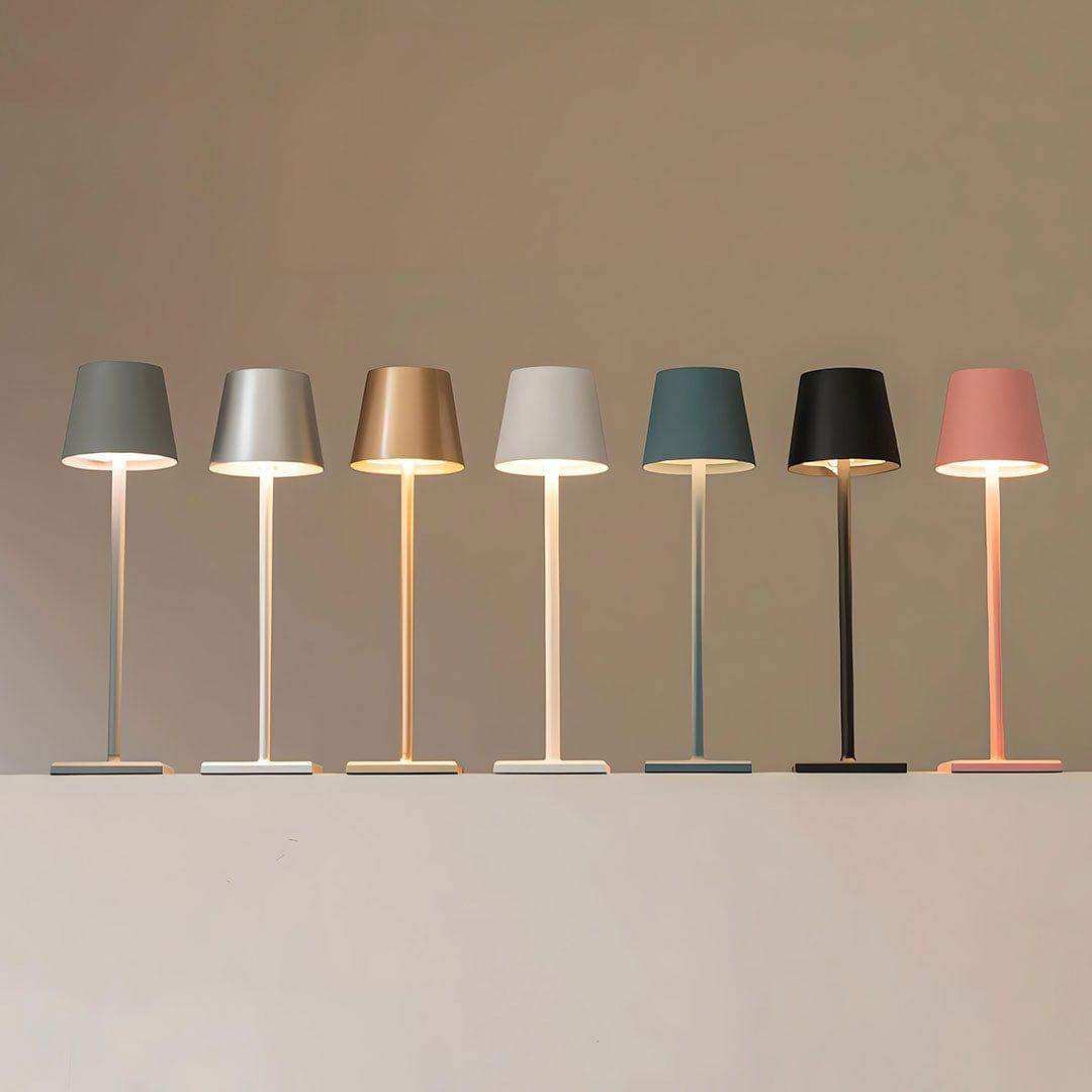 Rechargeable cordless table lamp with aluminium body