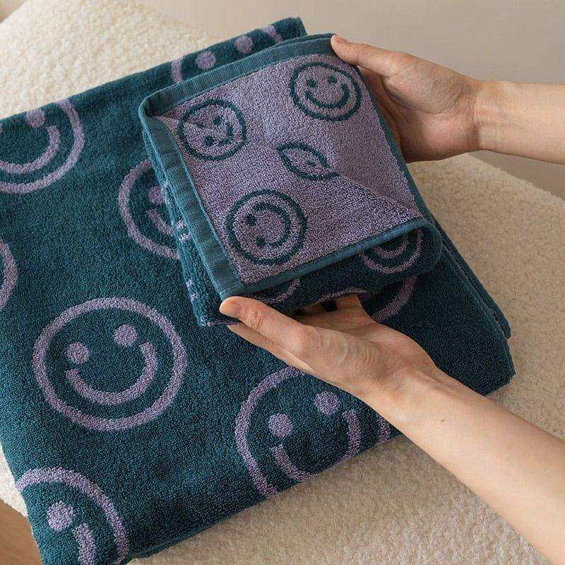 Smiling Bath Towel - Sickhaus - Quirky Home Accessories UK