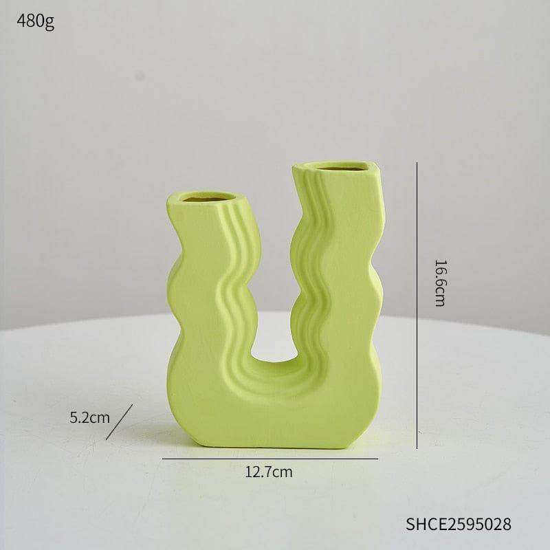 Small Wavy Wonder Vase with curved linework