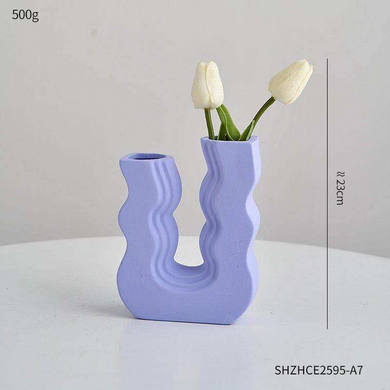 Large Cream Wavy Wonder Vase